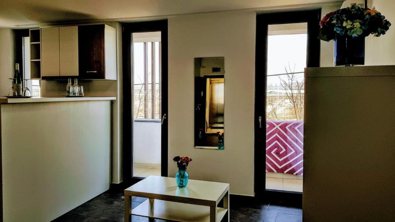 Air Residences - Air 2 บูคาเรสต์ ภายนอก รูปภาพ